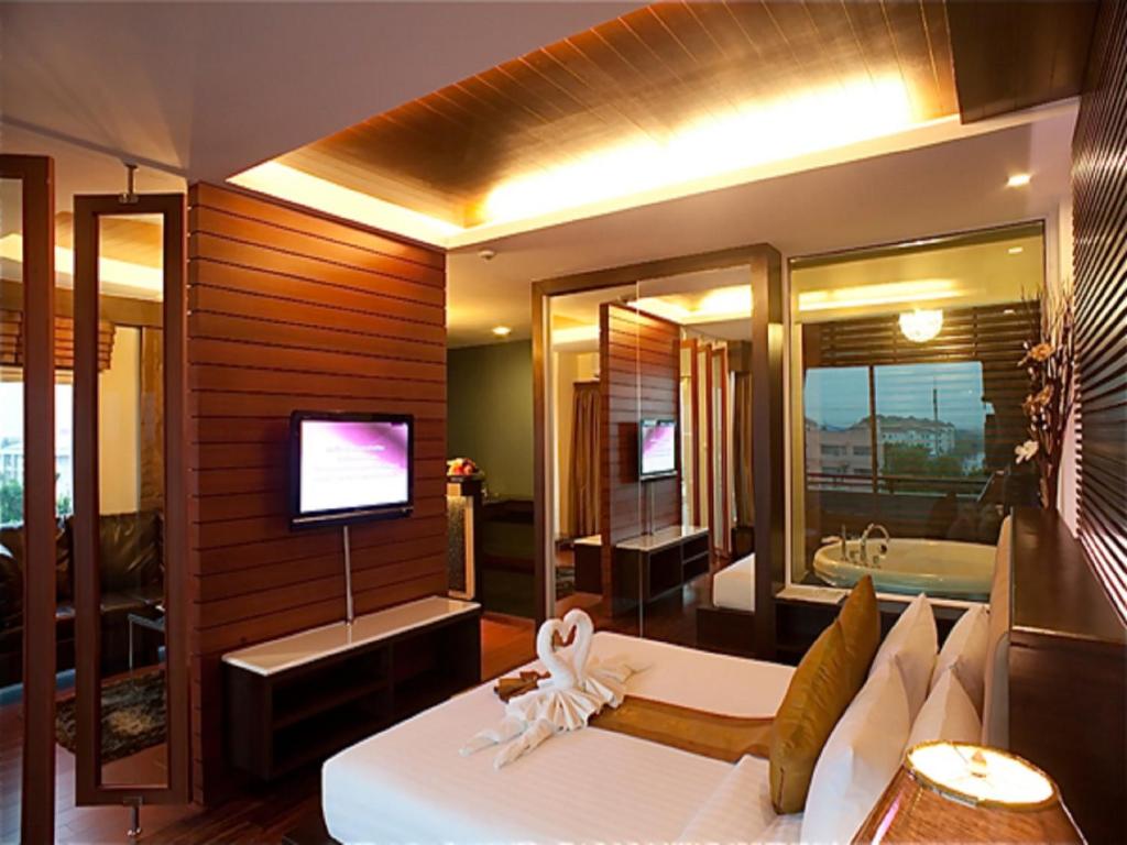 SUVARNABHUMI SUITE